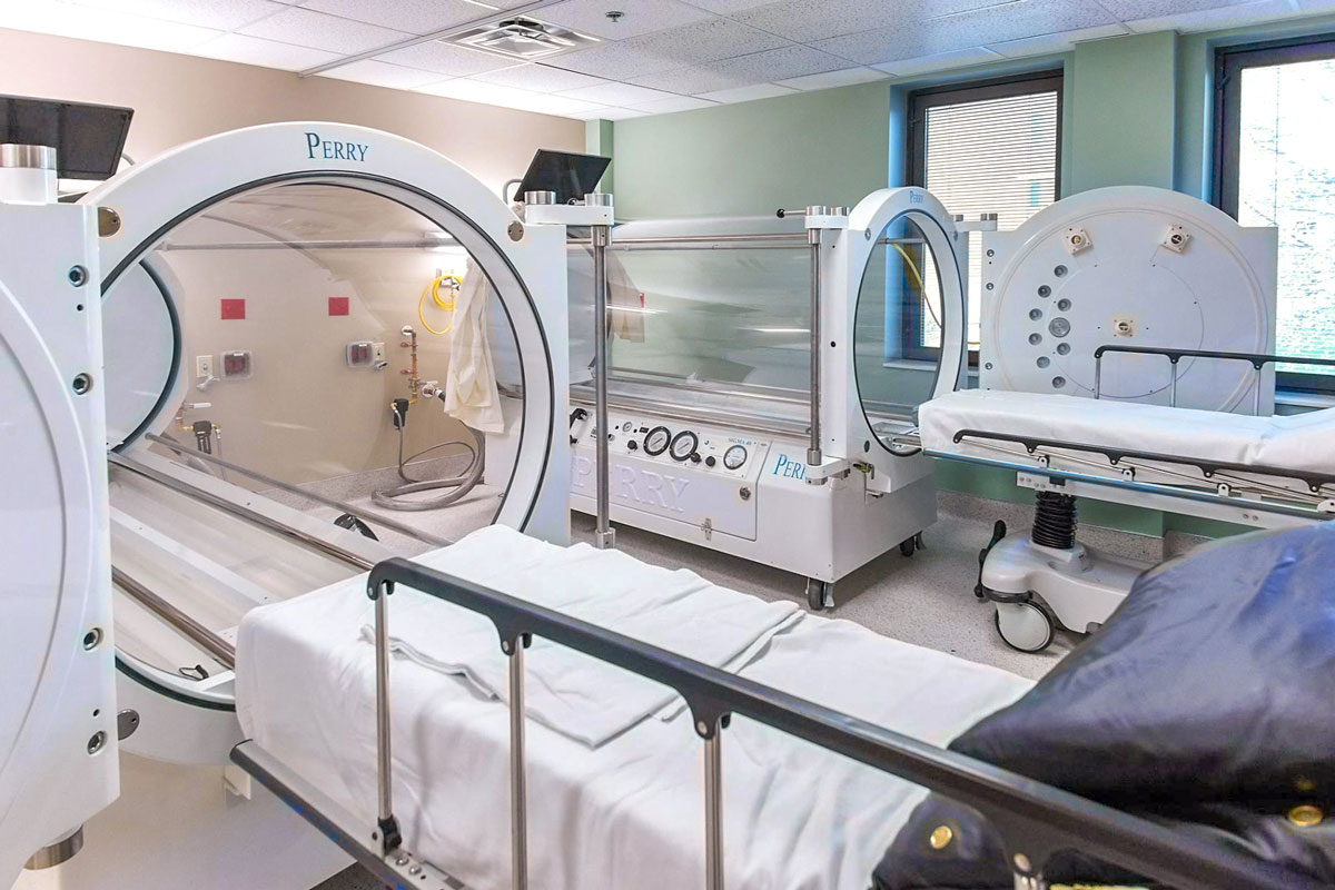 Hyperbaric chamber